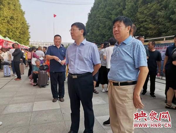 BB贝博艾弗森官方网站迎来7000余名2019级新生入学报到